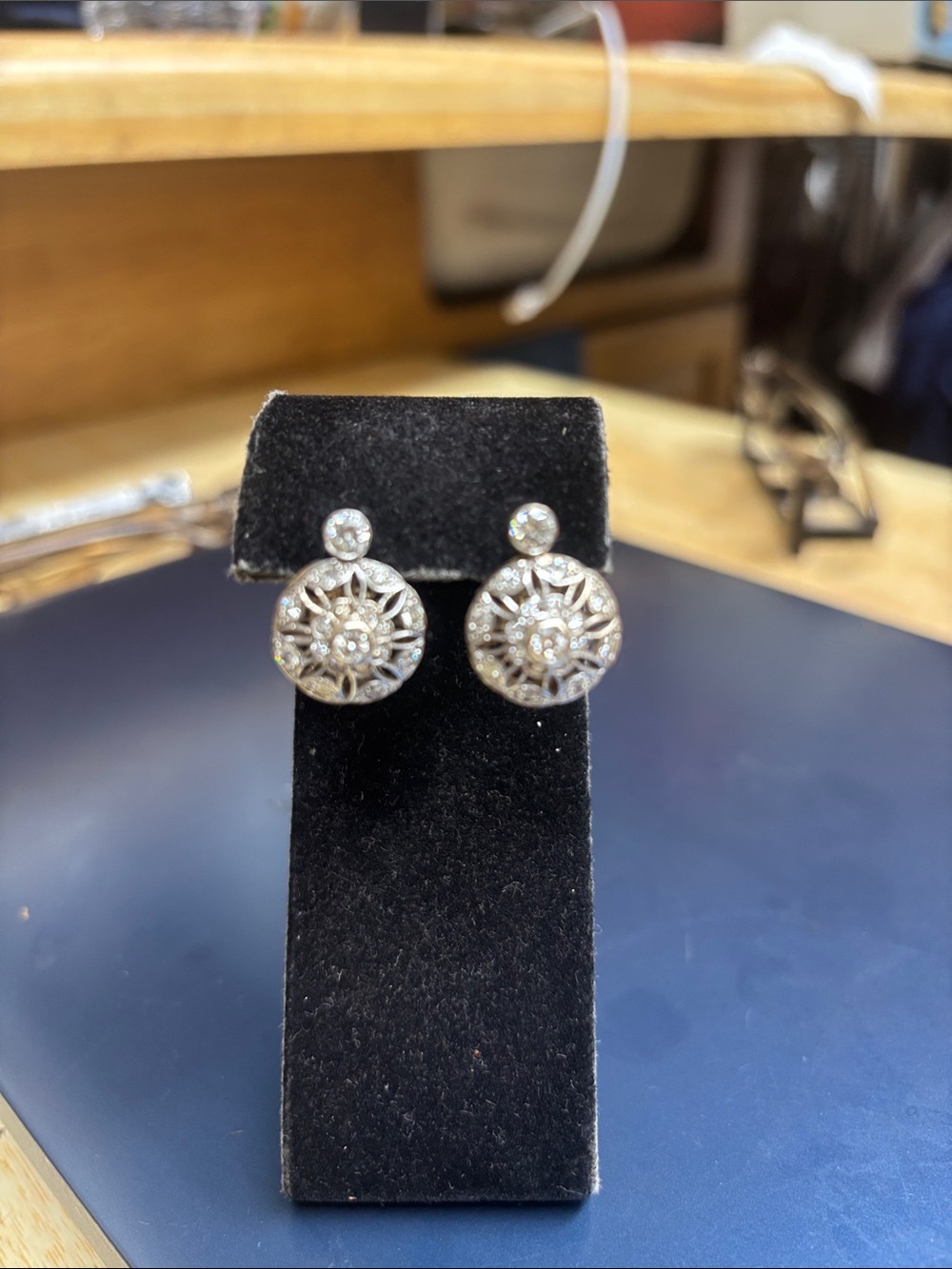 Elegant gold two color Filigree Drop Earrings with diamonds Stones